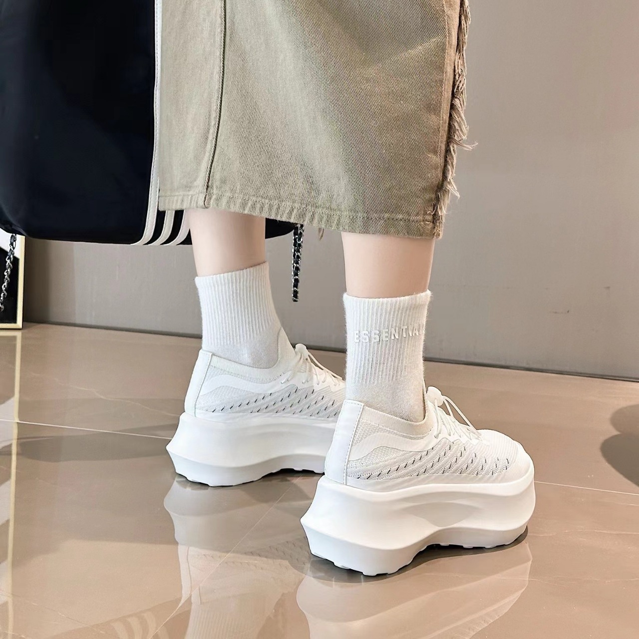 أحذية داد شبكية بنعل سميك للنس - مراجعة Men'S Shoes Hoka Sale وسعره
