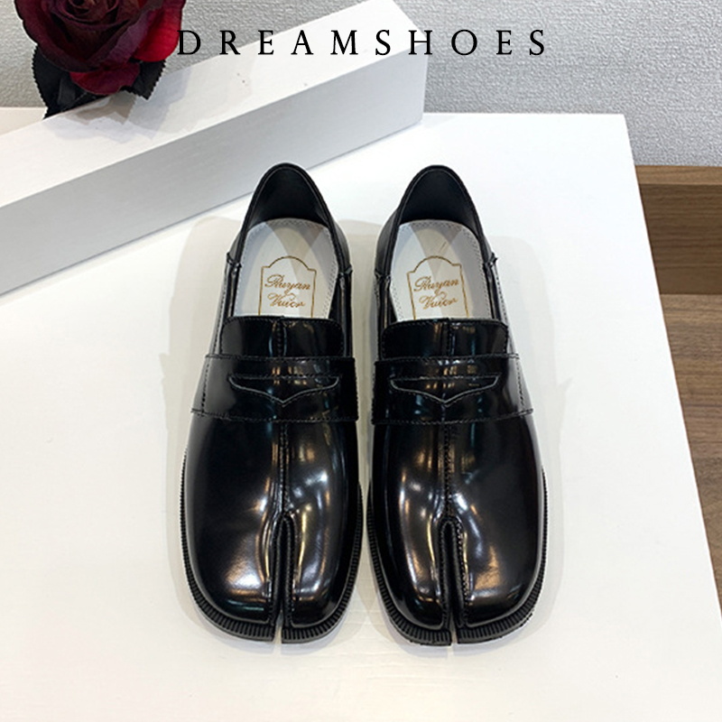 أحذية تابي سهلة الارتداء للرجا - مراجعة Men'S Shoes Hey Dude وسعره